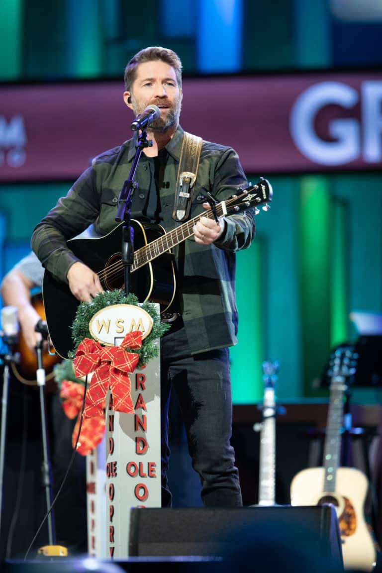 Josh Turner by Chris Hollo-8272-10.7.21