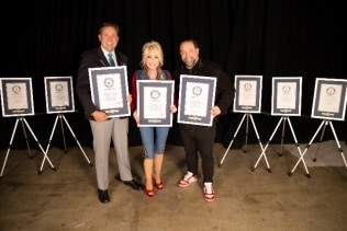 Dolly Parton Sets Three Guinness World Records