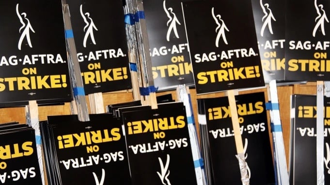 SAG-AFTRA Goes on Strike