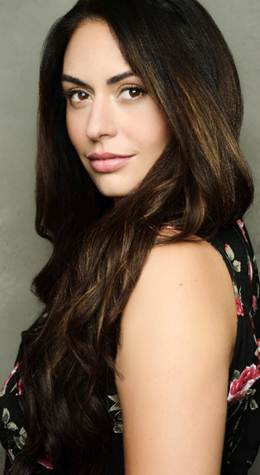 Celebrity Spotlight: Christina Villa